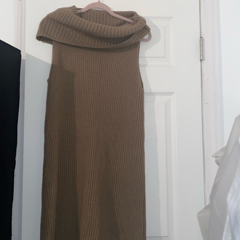 BB Dakota Sweater dress